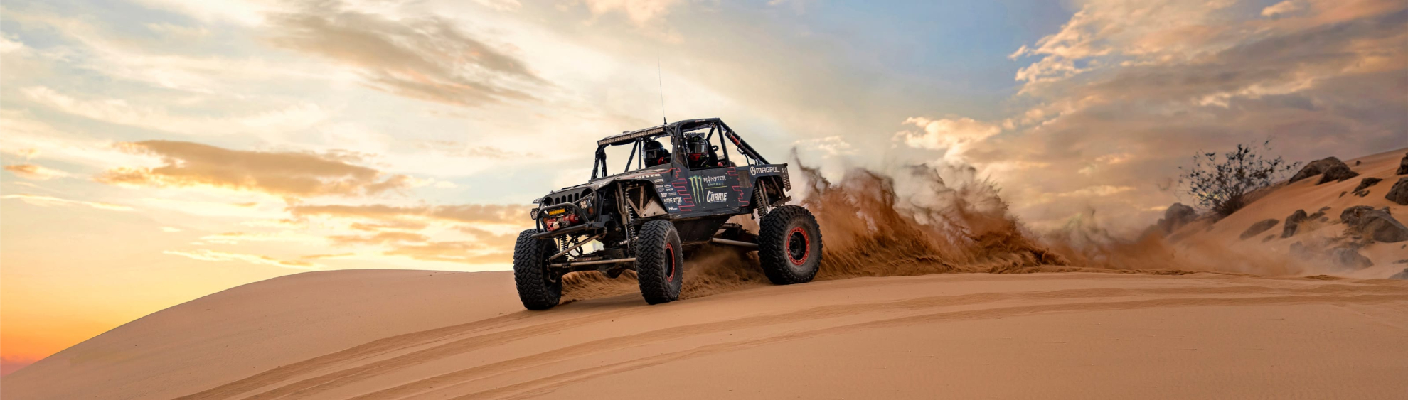 <p>Arazi ne kadar zorlu olursa olsun, önünüzdeki sürüş şüphesini ortadan kaldırın. Teknolojimiz yolculuğun her aşaması için geliştirildi.</p>